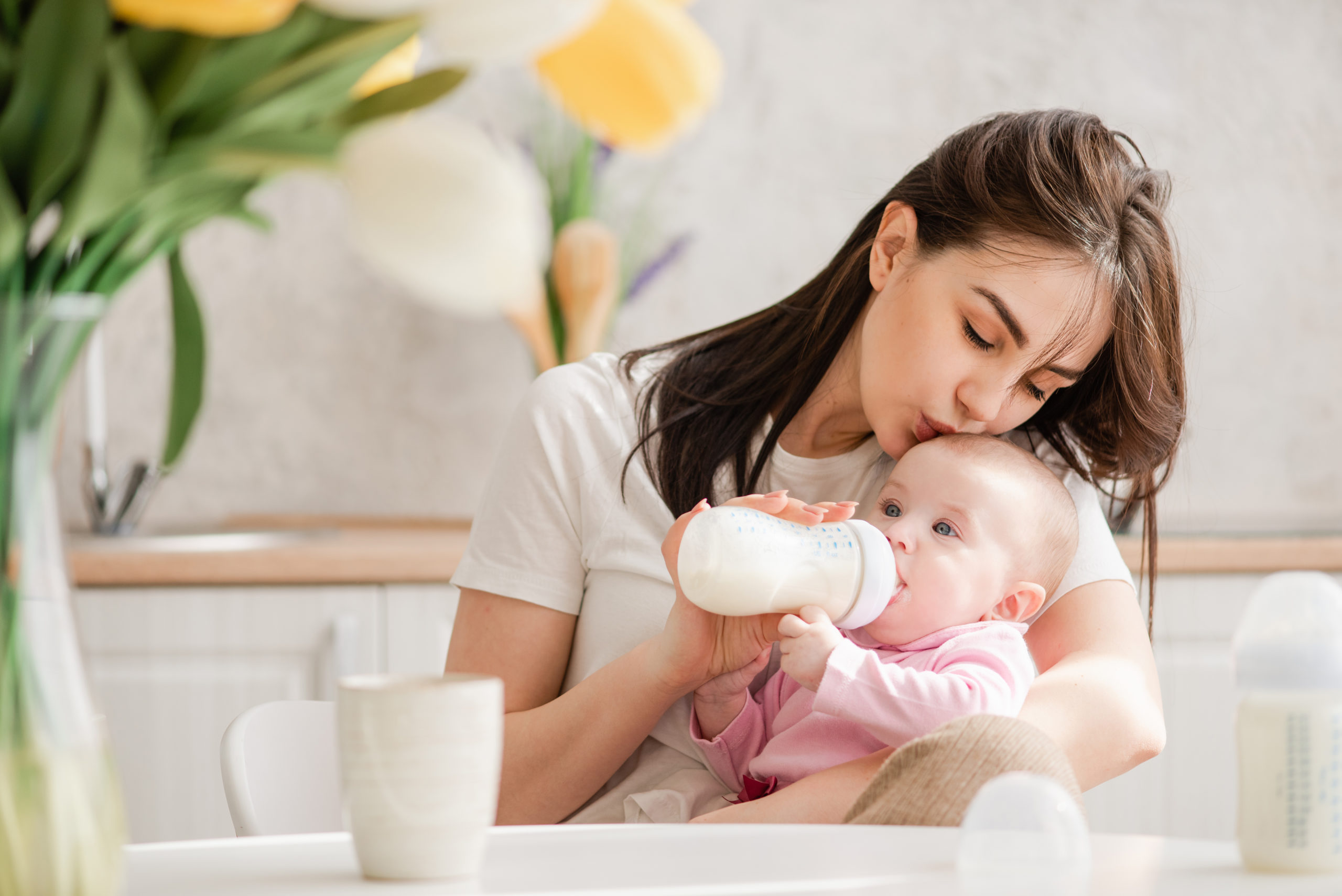 哺乳瓶の消毒が毎回必要な理由 楽な消毒方法とミルク作り